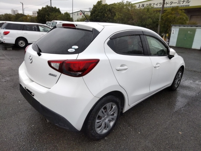 2015 MAZDA DEMIO