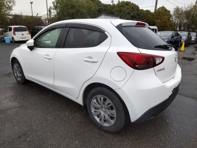 2015 MAZDA DEMIO