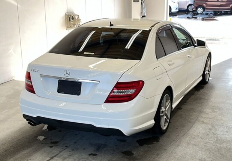 2012 MERCEDES BENZ C200