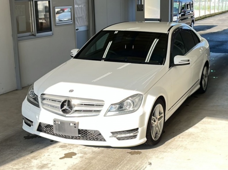 2012 MERCEDES BENZ C200
