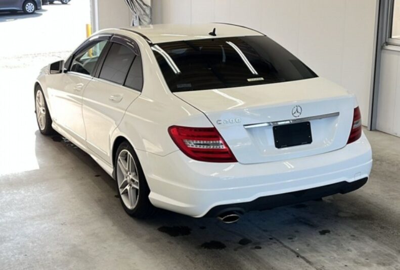 2012 MERCEDES BENZ C200