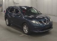 2015 NISSAN X-TRAIL