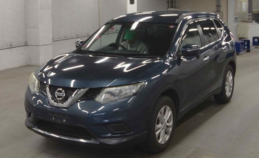 2015 NISSAN X-TRAIL