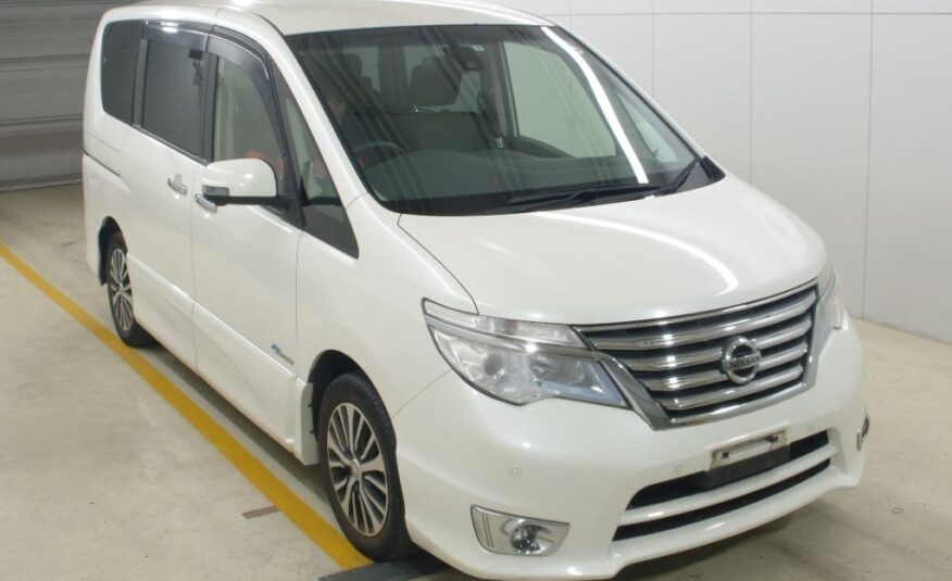 2015 NISSAN SERENA