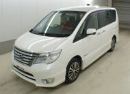 2015 NISSAN SERENA