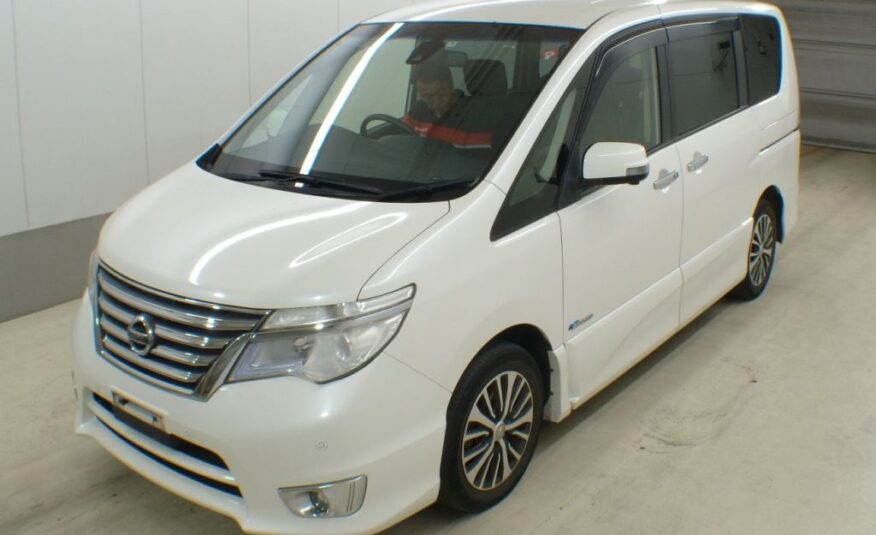 2015 NISSAN SERENA