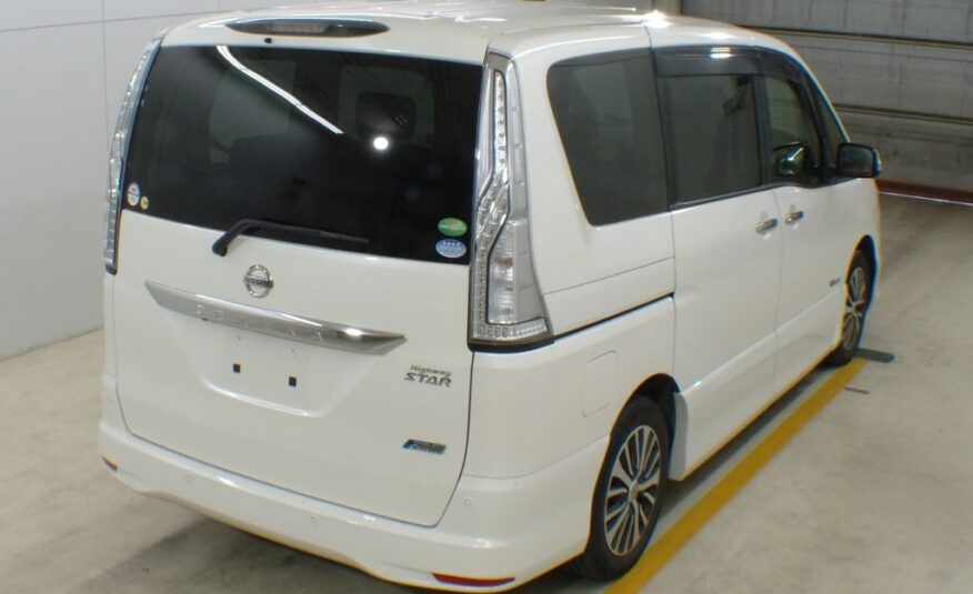 2015 NISSAN SERENA