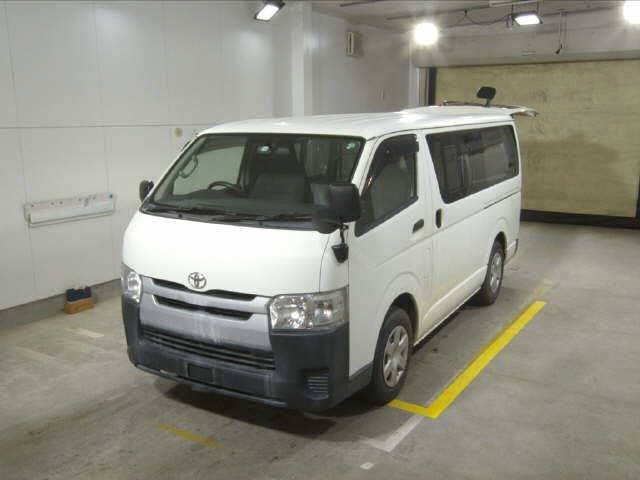 2016 TOYOTA HIACE VAN