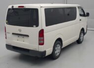 TOYOTA HIACE VAN 2015