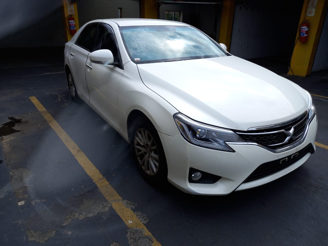 2014 Toyota Mark X