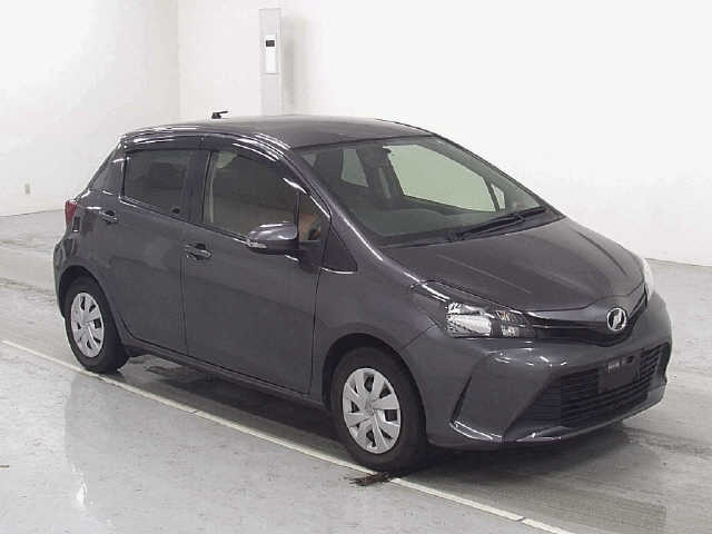 2015 TOYOTA VITZ