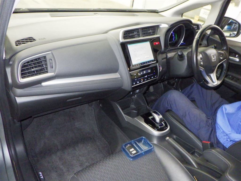 2015 HONDA FIT HYBRID