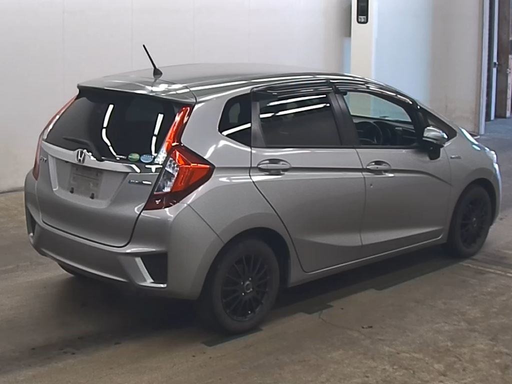2015 HONDA FIT HYBRID