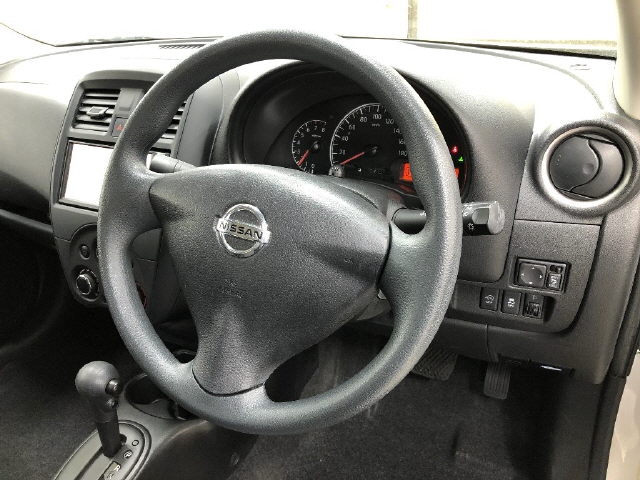 2015 NISSAN TIIDA LATIO