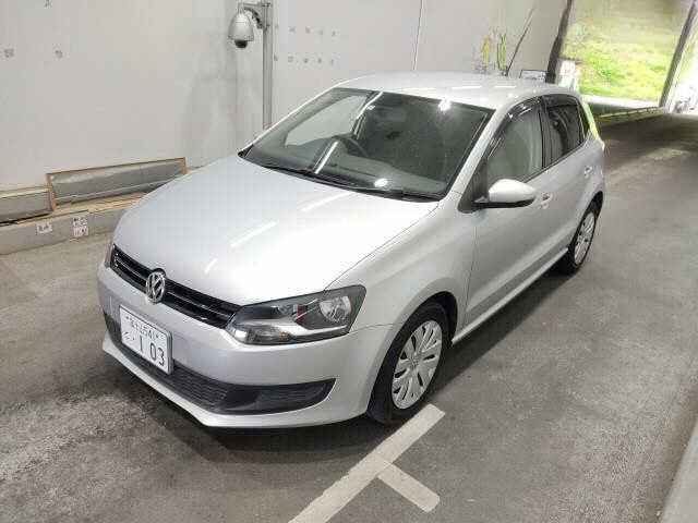 2011 VW POLO TSI