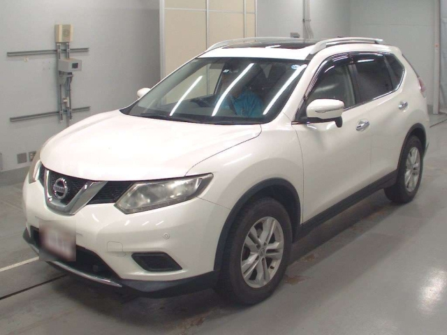 2015 NISSAN X TRAIL 5 SEATER