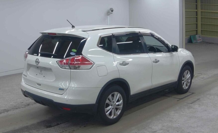 2015 NISSAN X TRAIL 7 SEATER