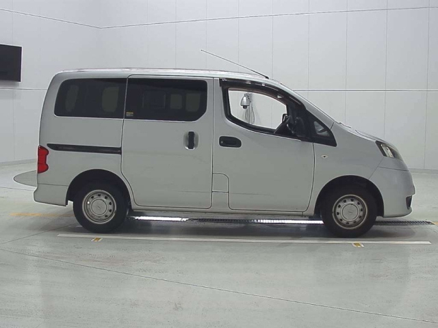 2016 NISSAN NV200 VANETTE