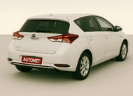 Toyota Auris Hybrid 2016