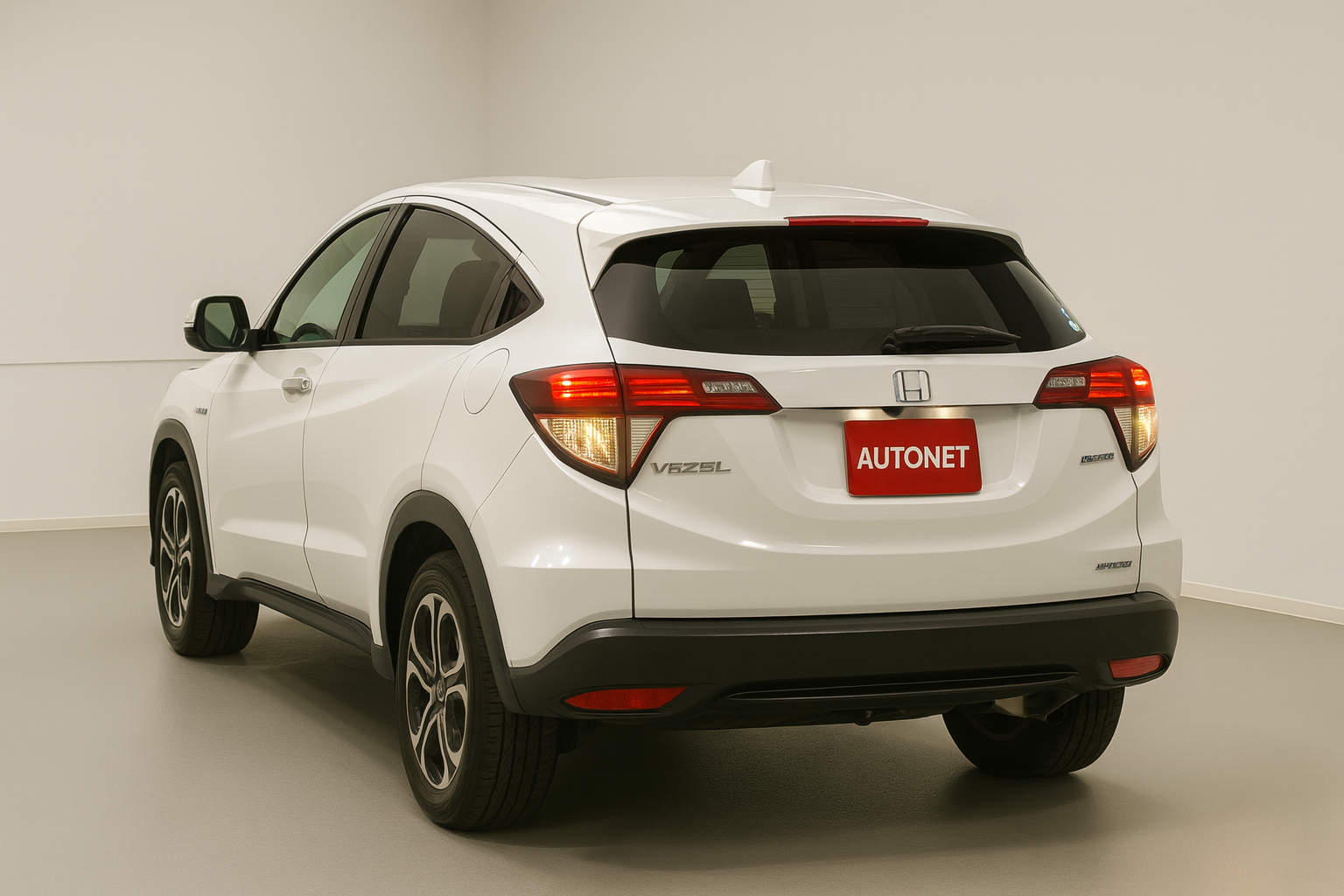 T2016 Honda Vezel H Z Sensing