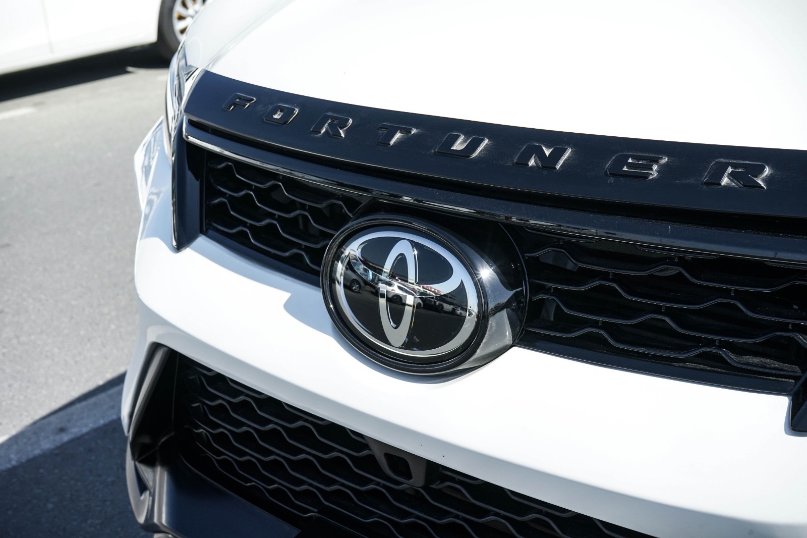 2018 Toyota Fortuner 2.8L Diesel 4WD – 7-Seater SUV